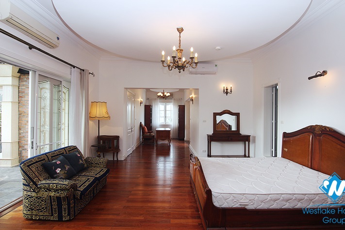 Beautiful 4 bedrooms house for rent with nice terrace in Nghi Tam - Tay Ho - Hanoi